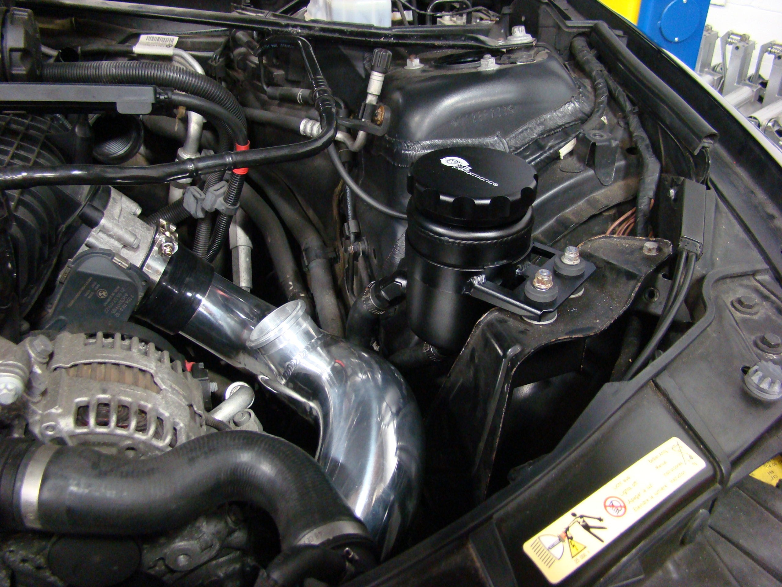 (2006-2013) BMW 335i N54 Top Mount Single Turbo System - SSTubes